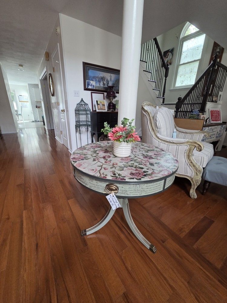 Antique Round Table