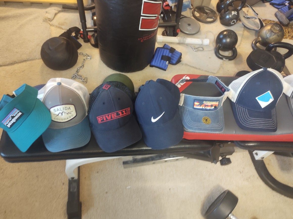 8 Like New Caps Hats 