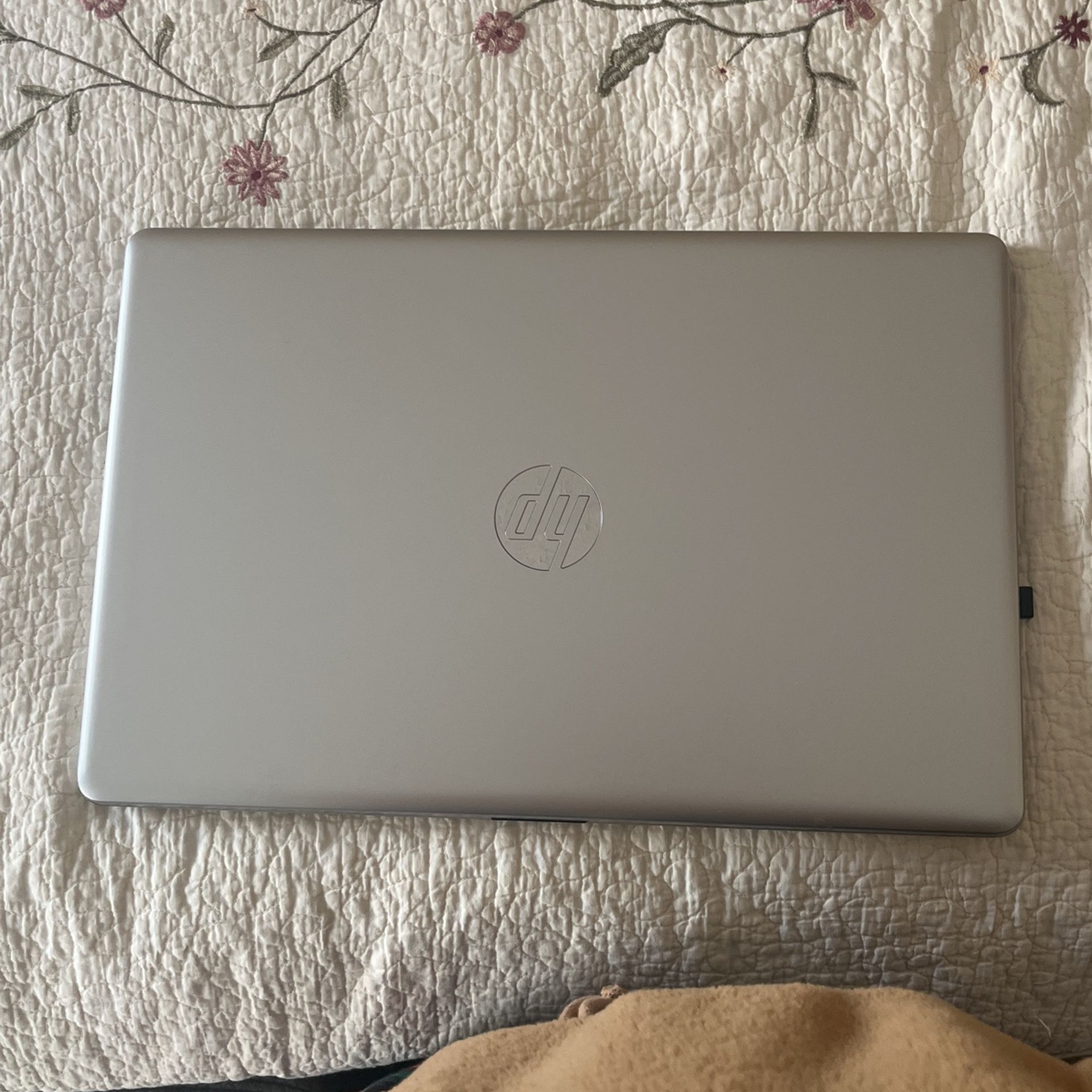 HP laptop It’s The First Gen!!!