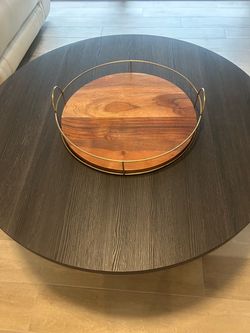 Centerpiece for coffee table