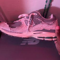 grey nb
