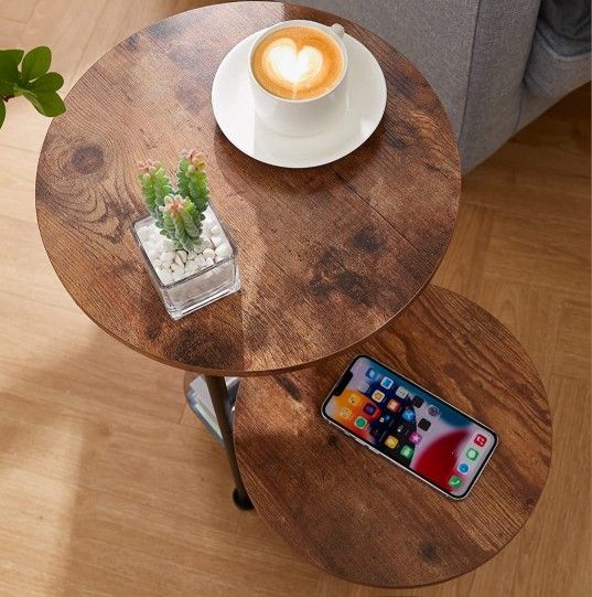 GIOPACO Small Round End Table for Small Spaces, 2 Tier Small Side Table