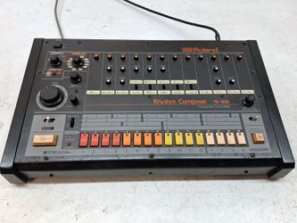 Roland TR-808 Vintage Analog Drum Machine - 120V Operation