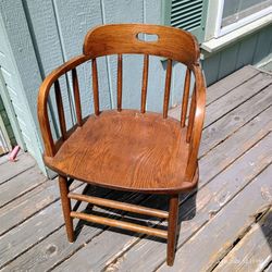 Vintage 1987 captain's chair
