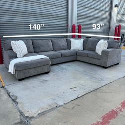 HUGE XL 3-Piece U-Sectional Sofa – Ashley Ballinasloe | Delivery Available 🚚