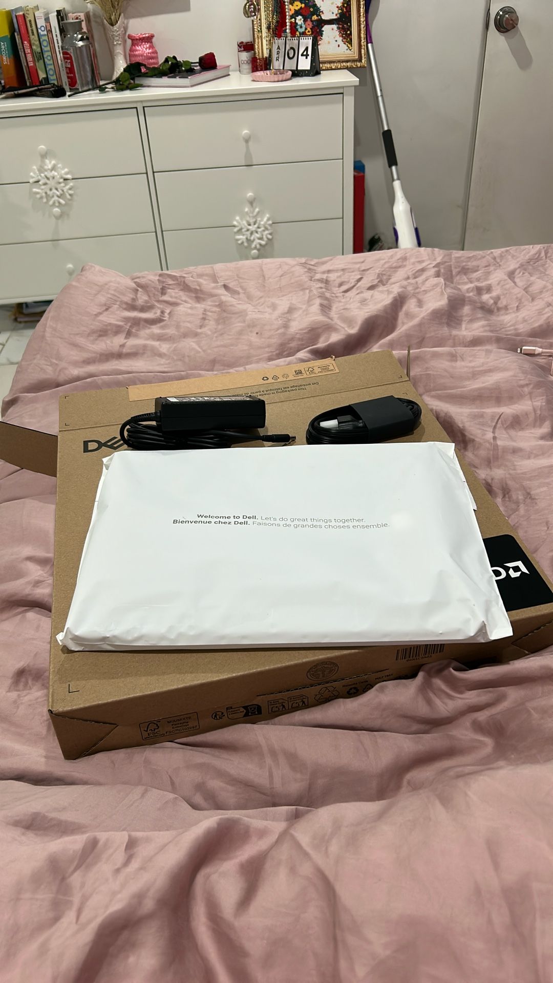Dell Pro 14 Essential