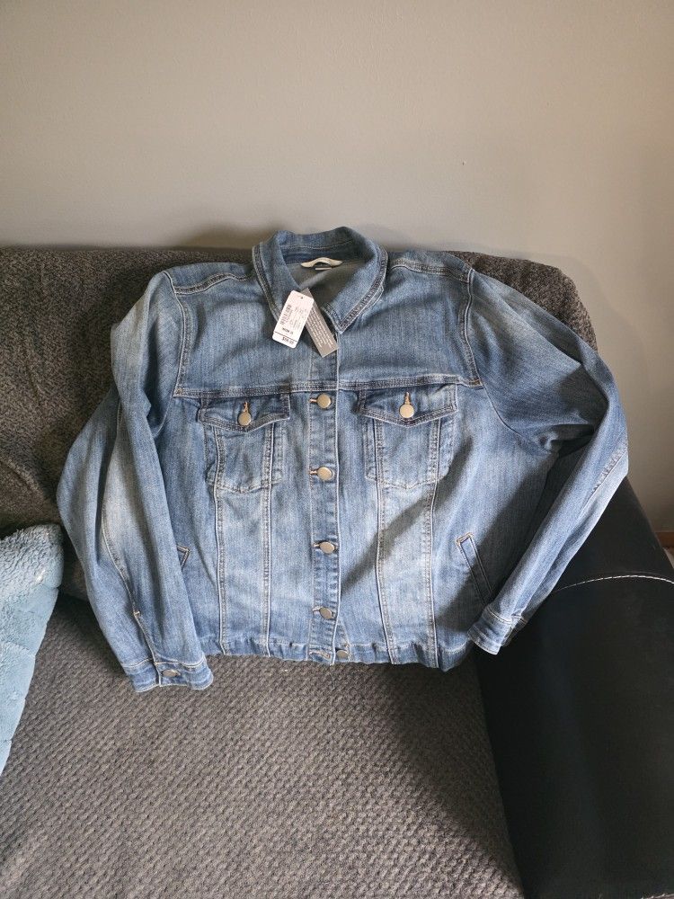 Brand New Women's Jean Jacket 2X(20/22W)