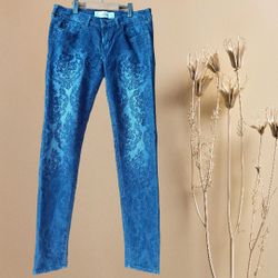Hollister Flower Embossed Dark Blue Skinny Jeans Size 7R