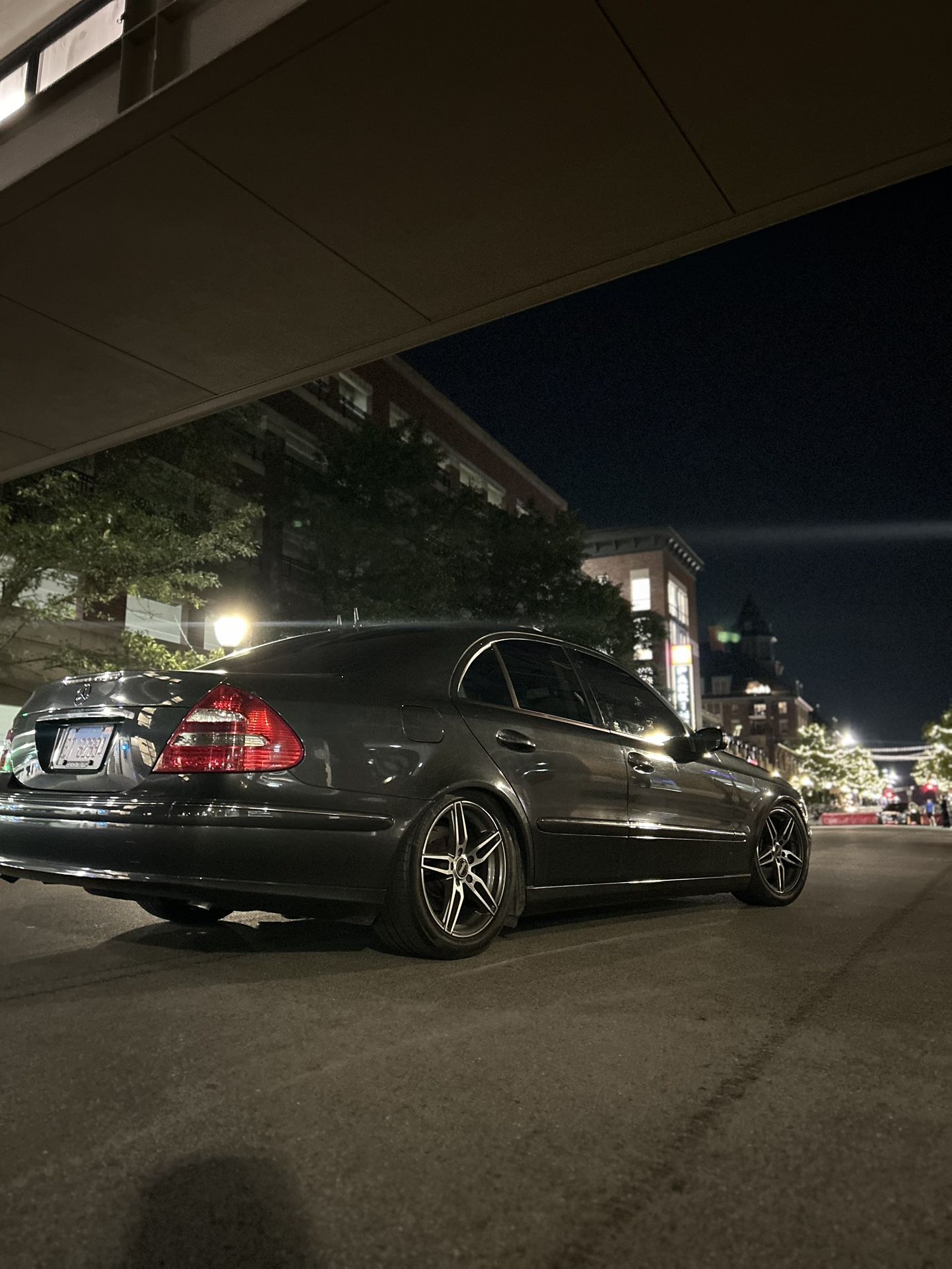 2004 W211 Mercedes Benz E500 Parts