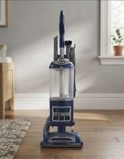 Shark Navigator Lift-Away Deluxe Upright Vacuum