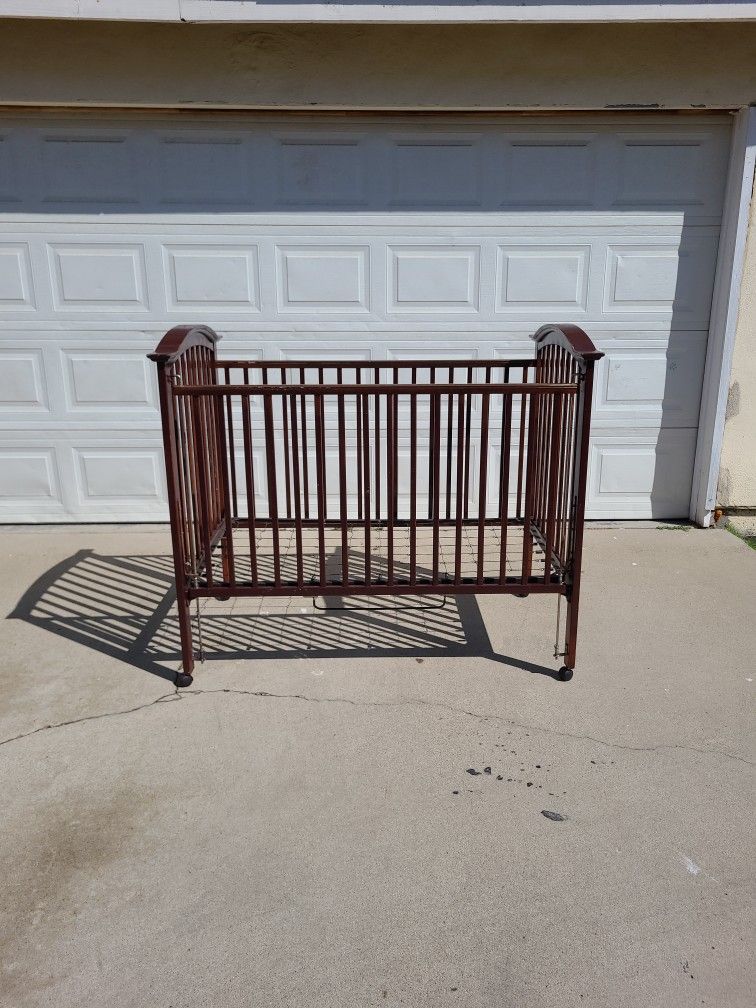 Crib