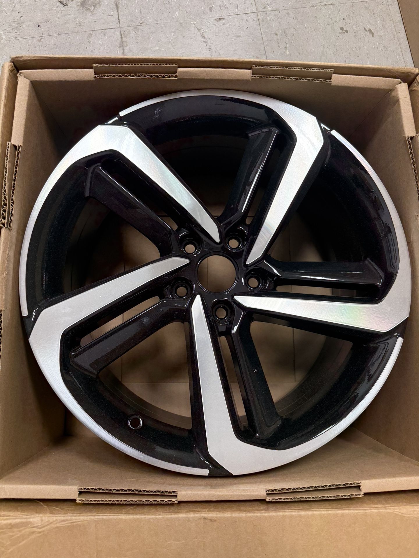‘18-‘22 Honda Accord Wheel (OEM)