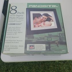 Digital picture frame