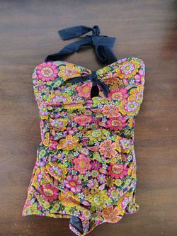 Women's Swimwear 70s style