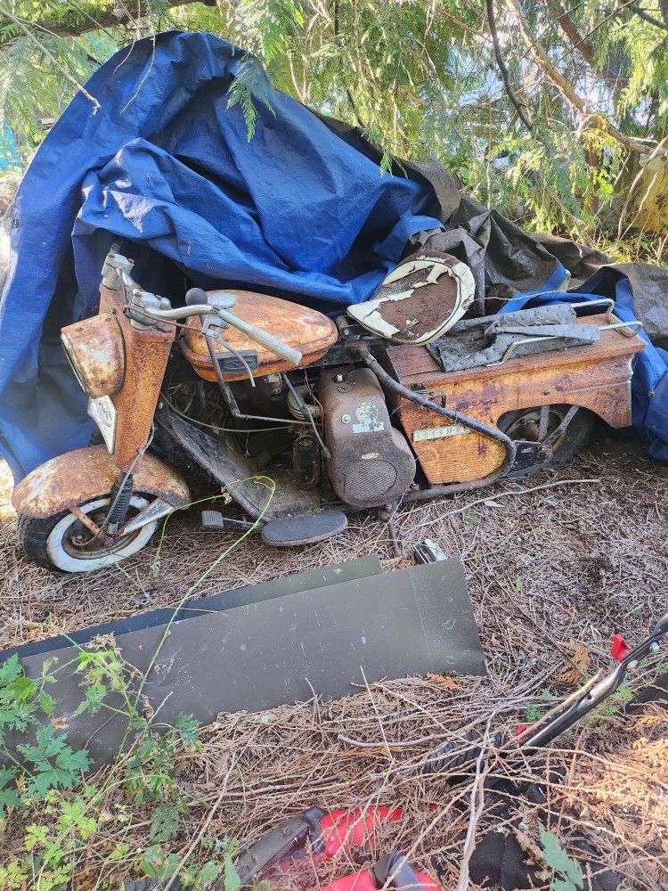 1961 Cushman Eagle Scout