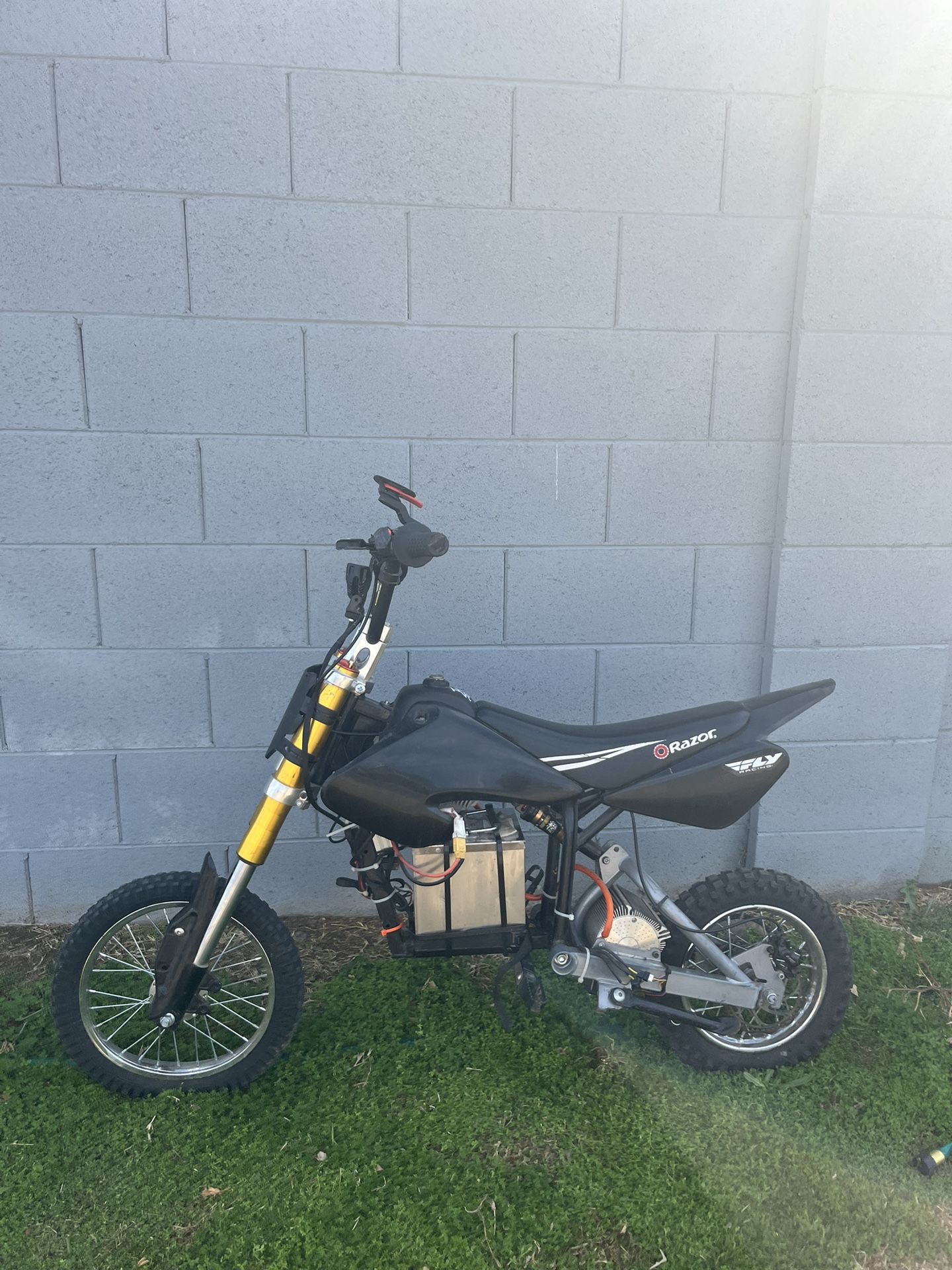 Modded Razor Mx650 for Sale in Scottsdale, AZ - OfferUp