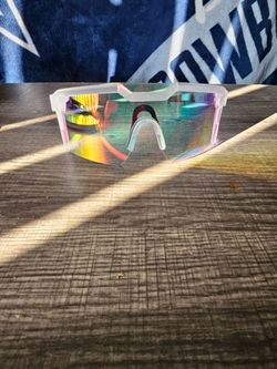 Heatwave sunglasses (Transport Red)