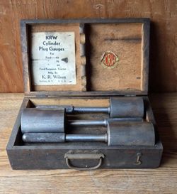 **Vintage K.R. Wilson Cylinder Plug Gauges Set**