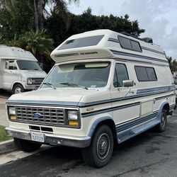 1991 Ford Econoline 250 Dearborn Camper Van