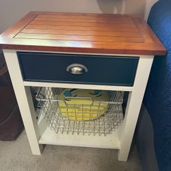 Nightstand 
