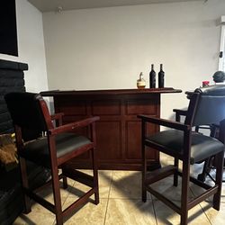 English Pub Bar With Chairs All Wood 