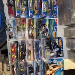 lot of hotwheels action packs
