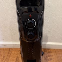 Amazon Basics Portable Oil Radiator Heater 