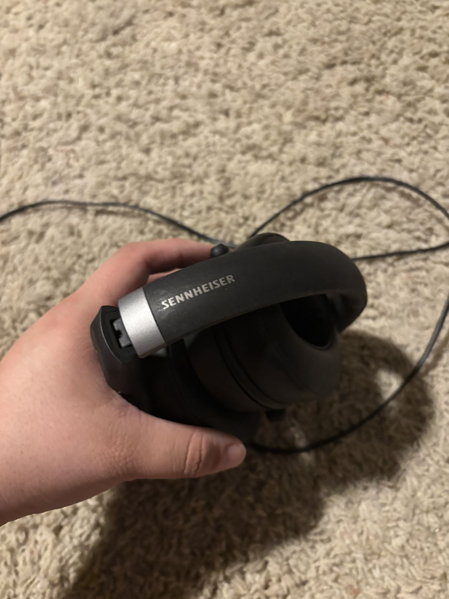 Senheiser wireless and wired headphones