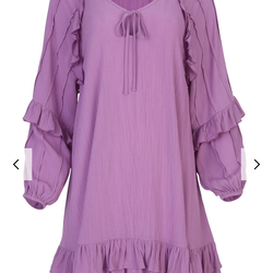 Venus  ruffled dressed