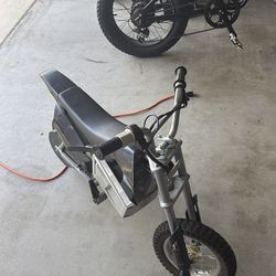 Razor dirt bike for kids