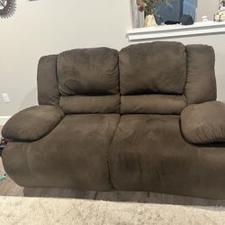 Reclining Couch And love seat