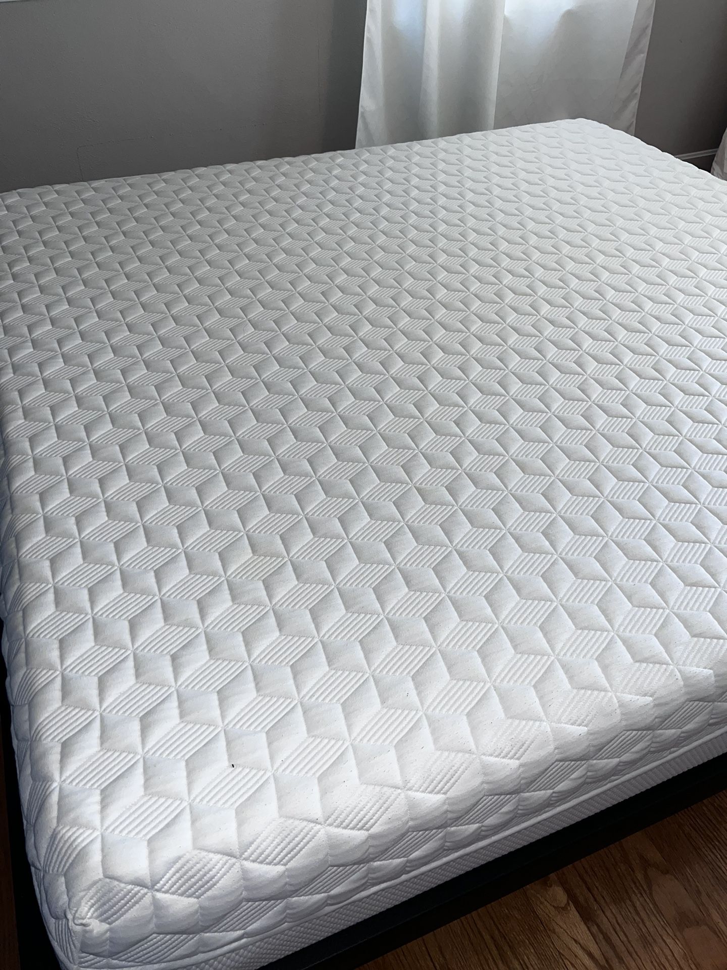 $250 King Size Purple Mattress