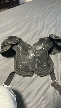 Xenith shoulder pads youth medium flyte 2