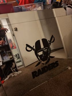 CUSTOM RAIDERS ITEMS