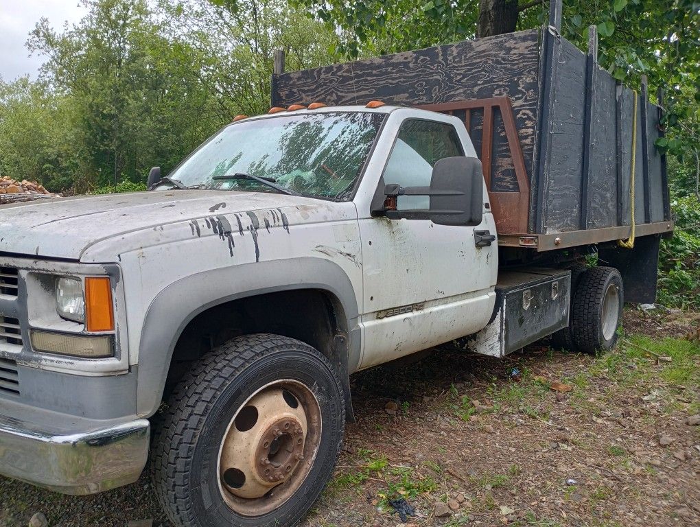 97 Chevrolet 3500 HD Dually 6.5 Turbo Diesel Dumpbed
