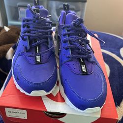 Nike huaraches