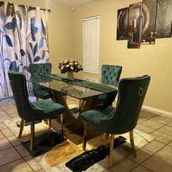 Dining Table And Chairs 