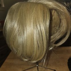Short Blonde Wig