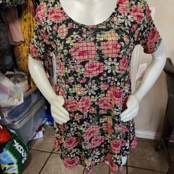 New Lularoe Top Xsmall