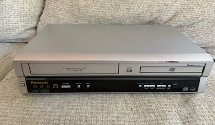 Panasonic VHS / DVD Combo Player (VHS SIDE ONLY WORKS)