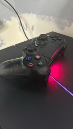 PS4 controller