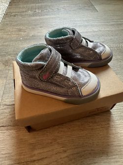 see kai run Basics- Size 5