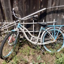 Schwinn Point Beach Cruiser Bike (Womans)