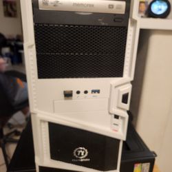 AMD A8-7670k Radeon R7,10 Compute Cores 4C+6G 8GB RAM 120 GB SSD Thermaltake Commander MS-1 Snow Edition Case AMD Wraith Prism RGB Win 10 Pro Computer