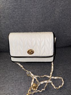 Hands Bags And Crossbody