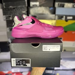 Size 10 - Nike KD 4 Aunt Pearl 