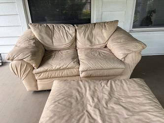 Love seat