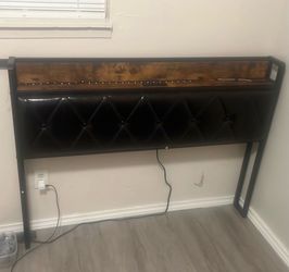 QUEEN HEADBOARD