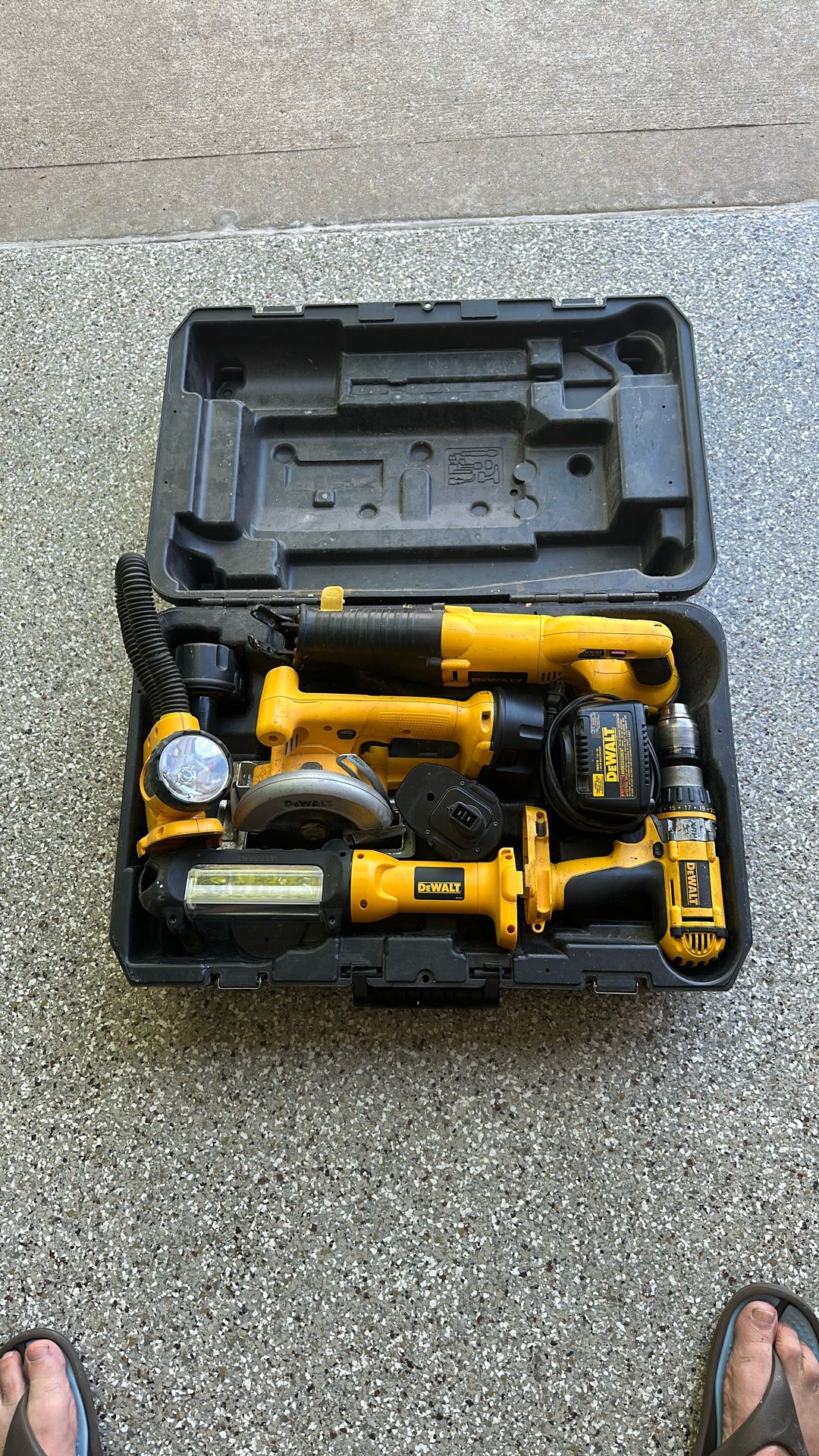 DeWalt Battery Power Set