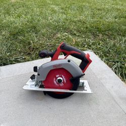 M18 18V Lithium-Ion Cordless 6-1/2 in. Circular Saw (Tool-Only)